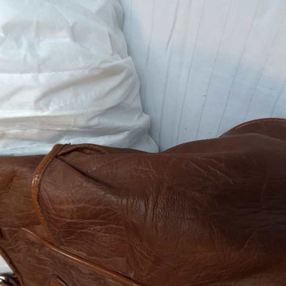 Aldo Faux Leather Oversized Brown Hobo Bag - Picture 7 of 13